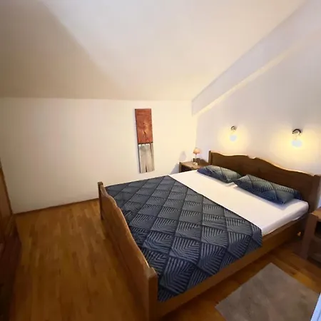 Apartment Center Old Town - 1Min To Palace Split Exterior photo