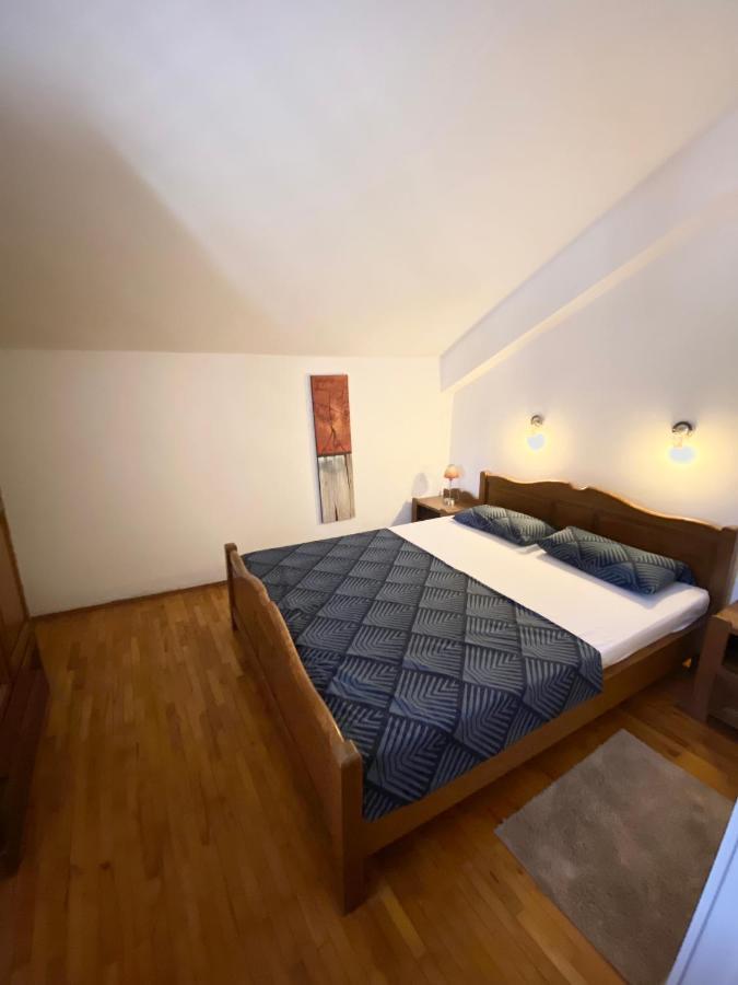 Center Old Town - 1min To Palace Apartma *