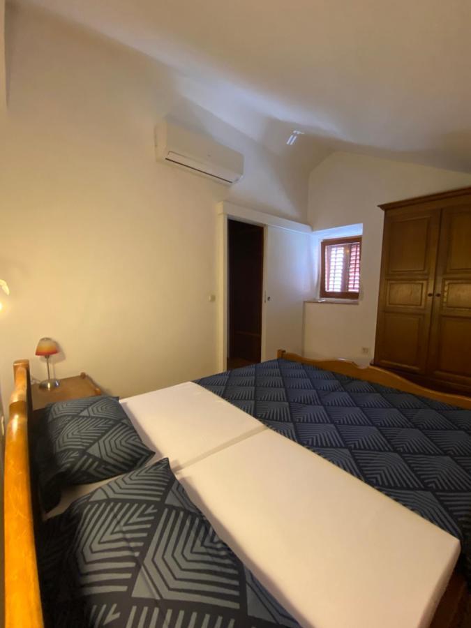 Apartma Center Old Town - 1min To Palace *